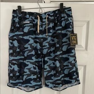 Vintage 1946 men’s Blue Camo Swim Shorts. Windjammer size XL
